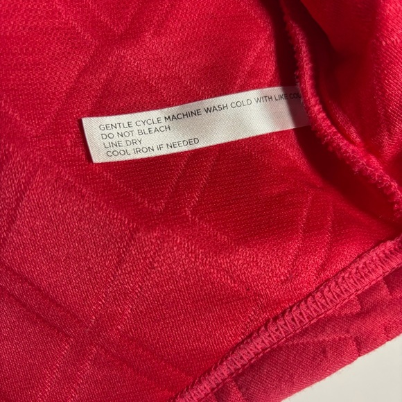 TNUCK Sport Tuckernuck Azalea Ally Swing Quilted Crewneck Pullover Size: M/L - Picture 4 of 5